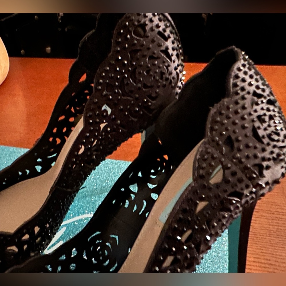 Blue by Betsey Johnson - Picture 4 of 8